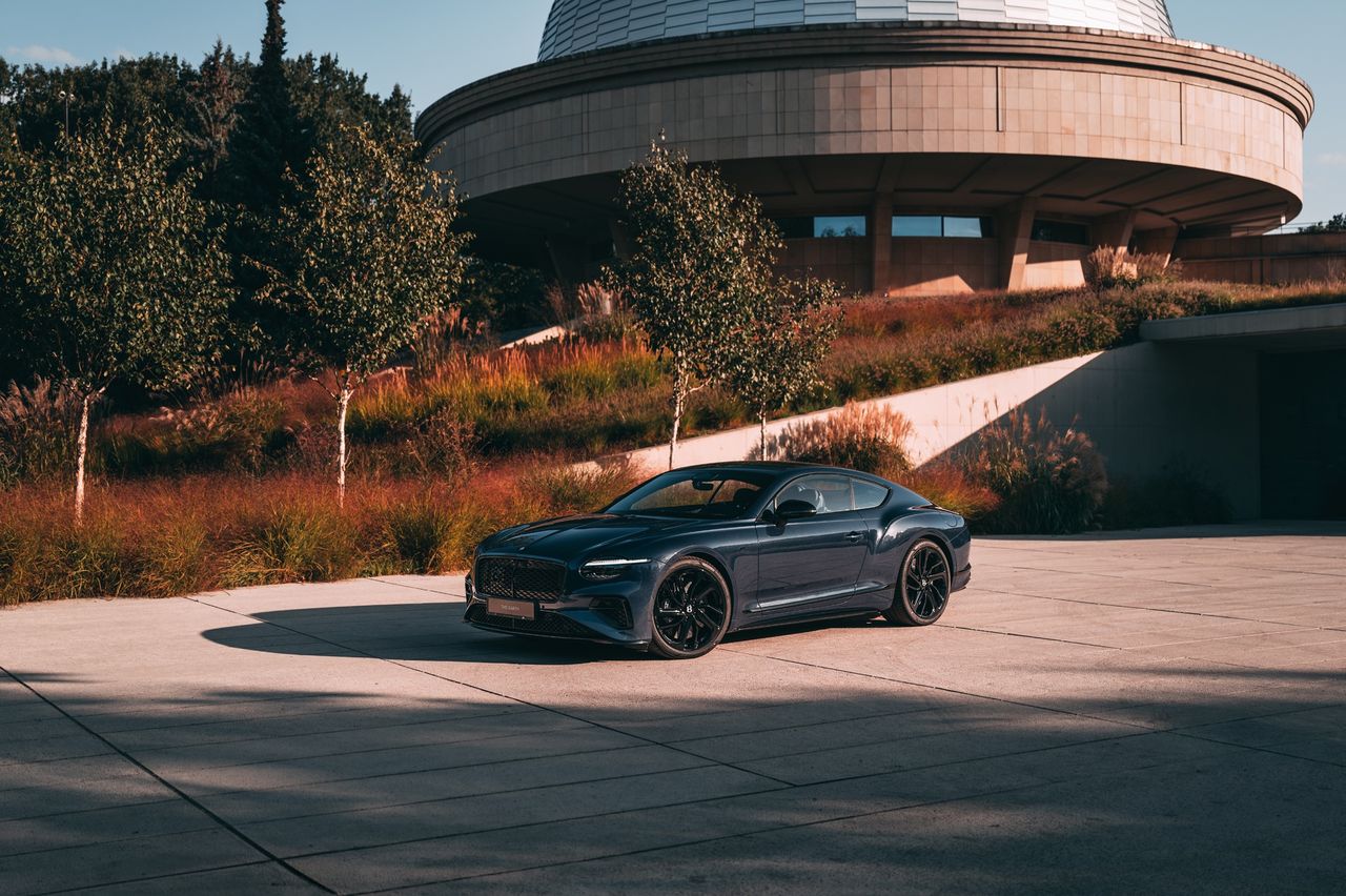 Bentley Nicolaus Copernicus Collection - The Earth
