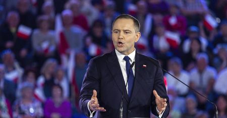 Nawrocki pozbywa się kontrowersyjnego mieszkania. Mówi, komu je odda