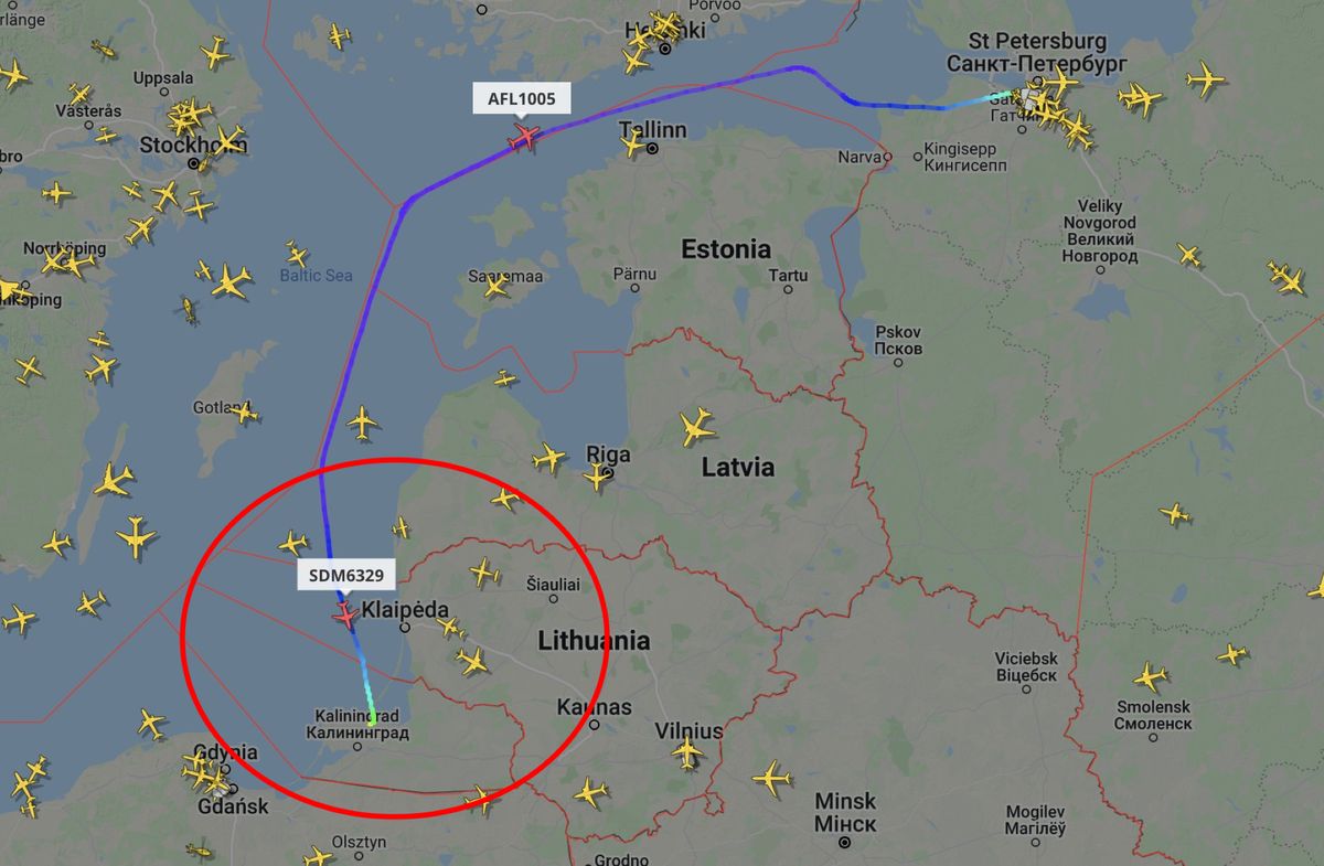 Zamknięcie przestrzeni powietrznej przez kraje UE nie uniemożliwia rosyjskim samolotom lotów między Rosją a Kaliningradem 
