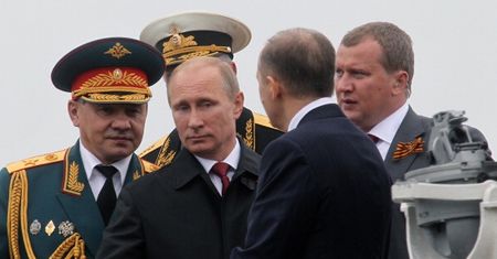 USA sypią piach w tryby Rosji. Tajne misje na całym świecie