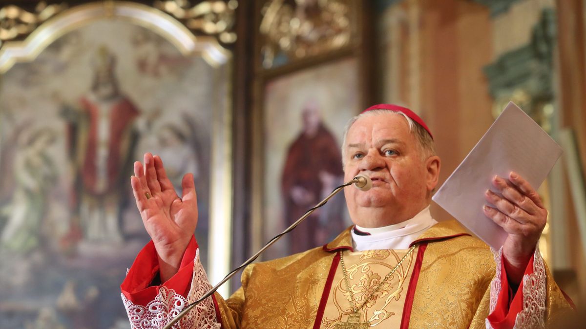 Biskup Tadeusz Rakoczy został ukarany przez Watykan
