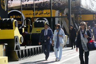 Iran dąży do zawarcia umowy z USA. Na stole złoża ropy naftowej i gazu