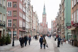 Prezydent Gdańska szykuje budżetowe cięcia. "Oszczędzanie na ulicznych lampach to mit"