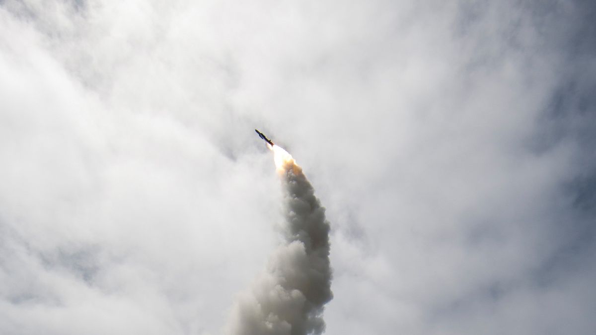 SM-6