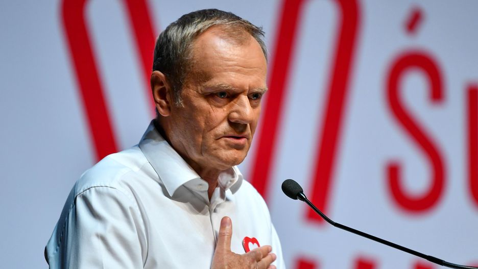 Szarża polityków PiS. Uderzają w Tuska, chcą przykryć aferę w rządzie