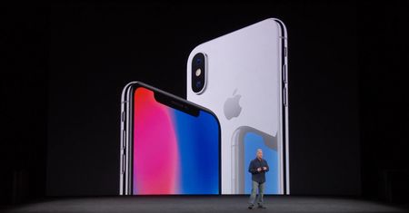 Był przełom, jest zabytek. iPhone X oficjalnie uznany za przestarzały