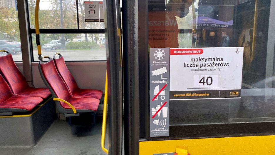 Zmiana obostrzenia. Rząd rezygnuje z części limitów 