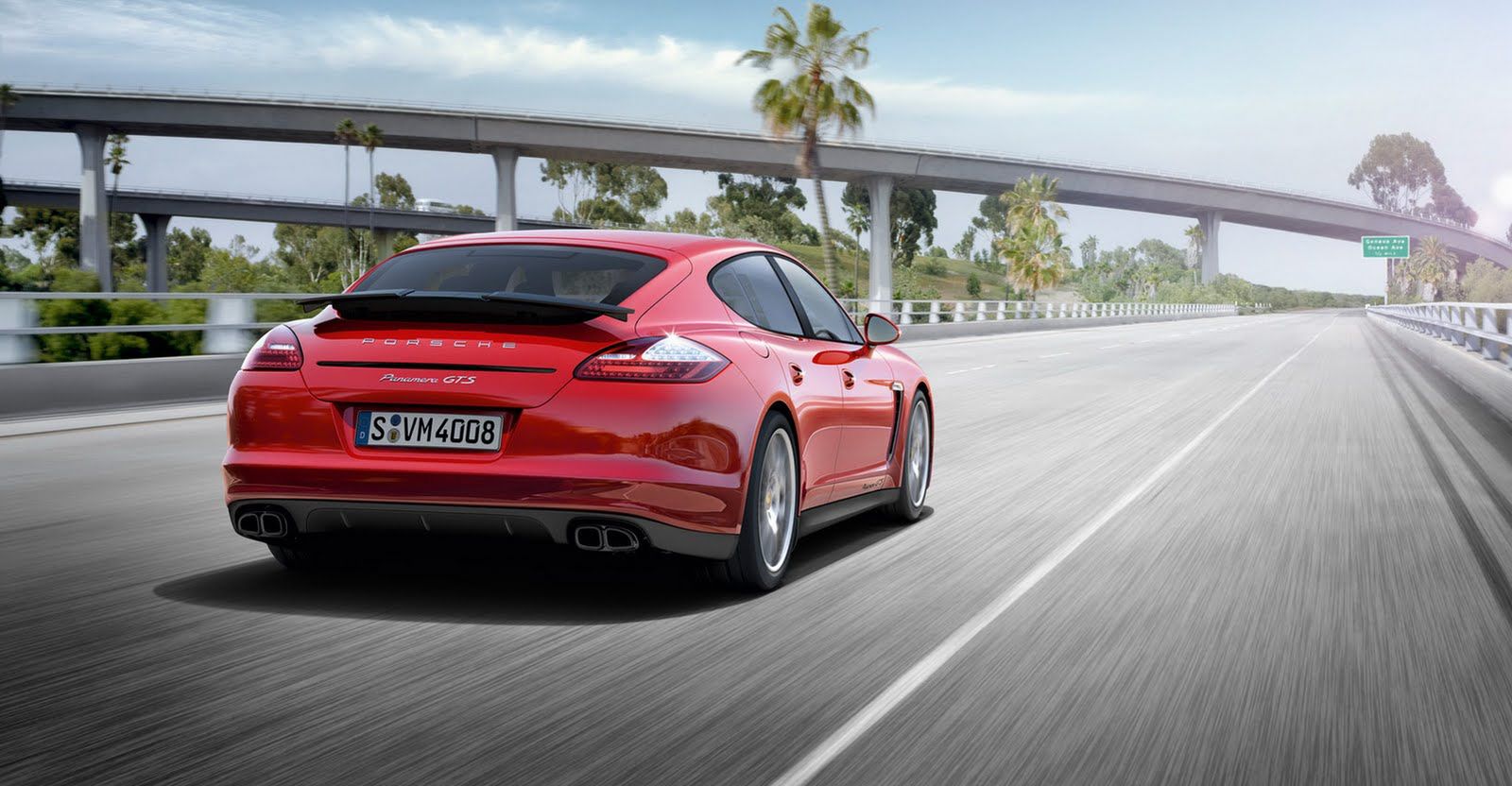 Porsche-Panamera-GTS