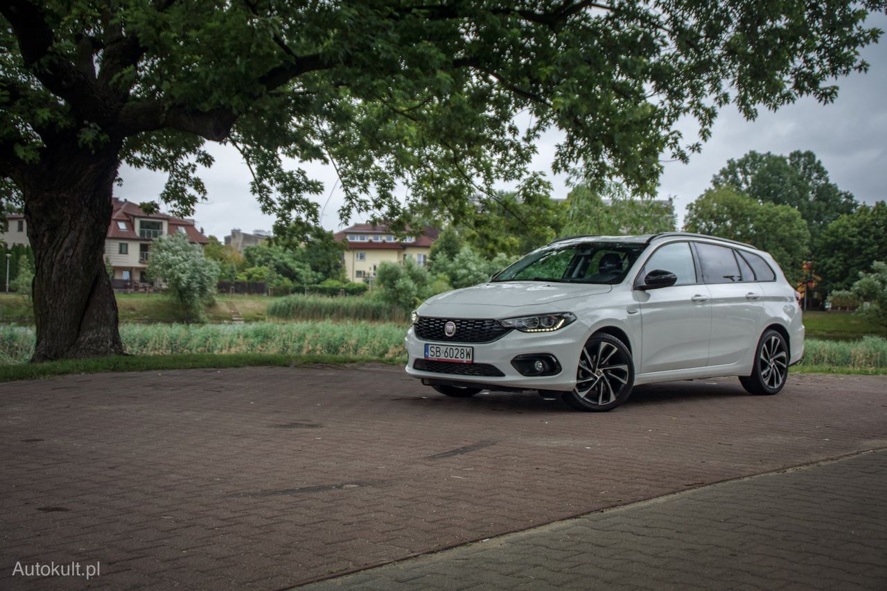 Fiat Tipo SW 1,6 MultiJet S-Design: pokazuje, że auto budżetowe nie musi być nudne. Ani tanie