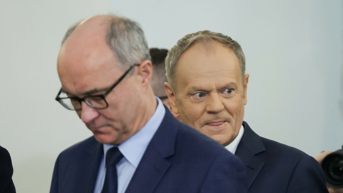 Zamieszanie daje liderowi Lewicy wiatr w żagle