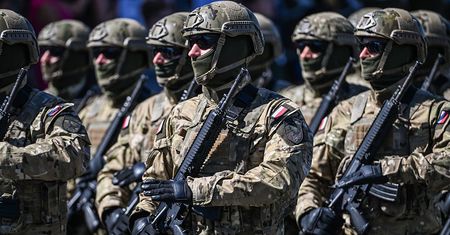 Powrót poboru do wojska? Polacy są podzieleni