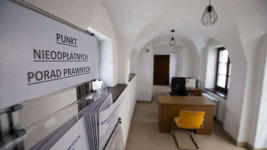 Śląskie. O zmianie w funkcjonowaniu bezpłatnych porad prawnych poinformował bielski ratusz.