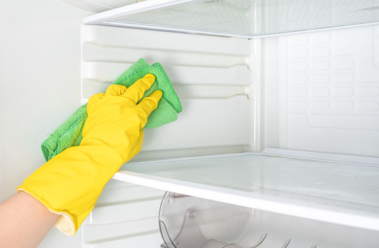 Banish fridge odors: Simple hacks for a fresh-smelling kitchen