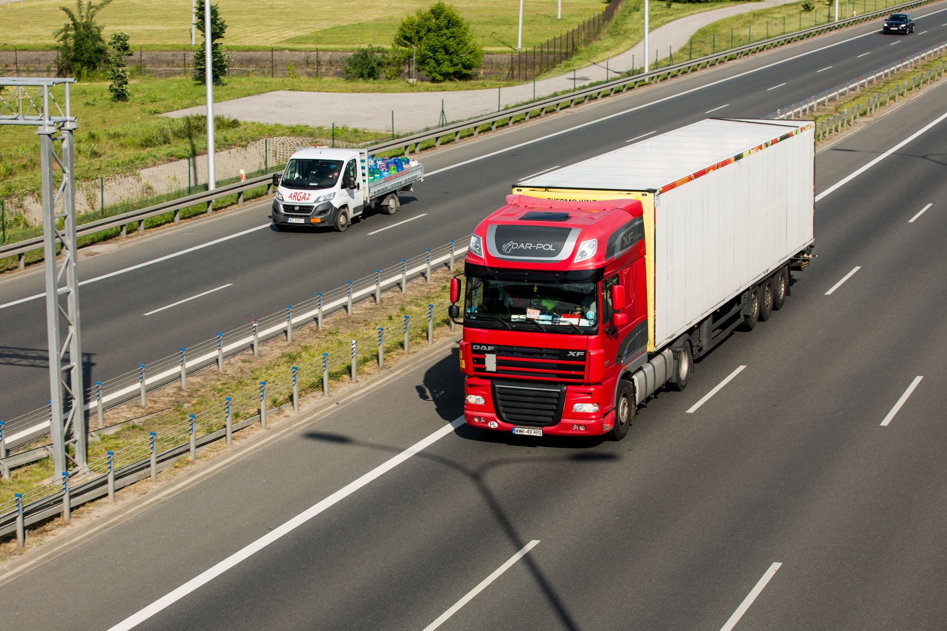 Zmiany w rozliczaniu VAT przez importerów. Rząd przyjął projekt