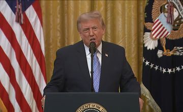 Trump grozi ABC i NBC odebraniem licencji. Nie pokazały jego przemówienia