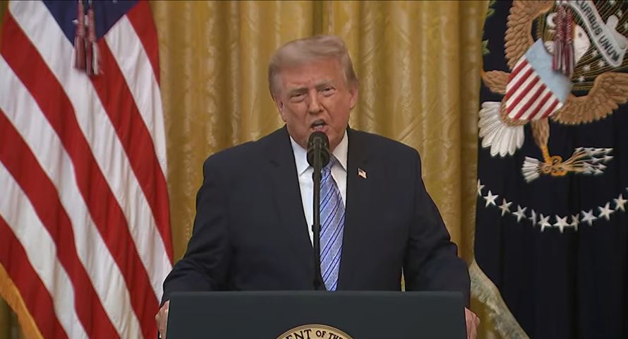 Trump grozi ABC i NBC odebraniem licencji. Nie pokazały jego przemówienia