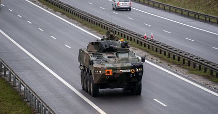 Wojsko wyjeżdża na drogi. O tym muszą pamiętać kierowcy