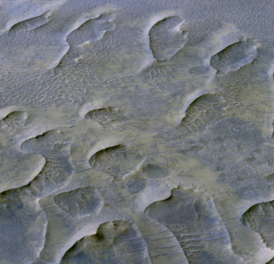 Starożytne skamieniałe wydmy w kanionie Melas Chasma