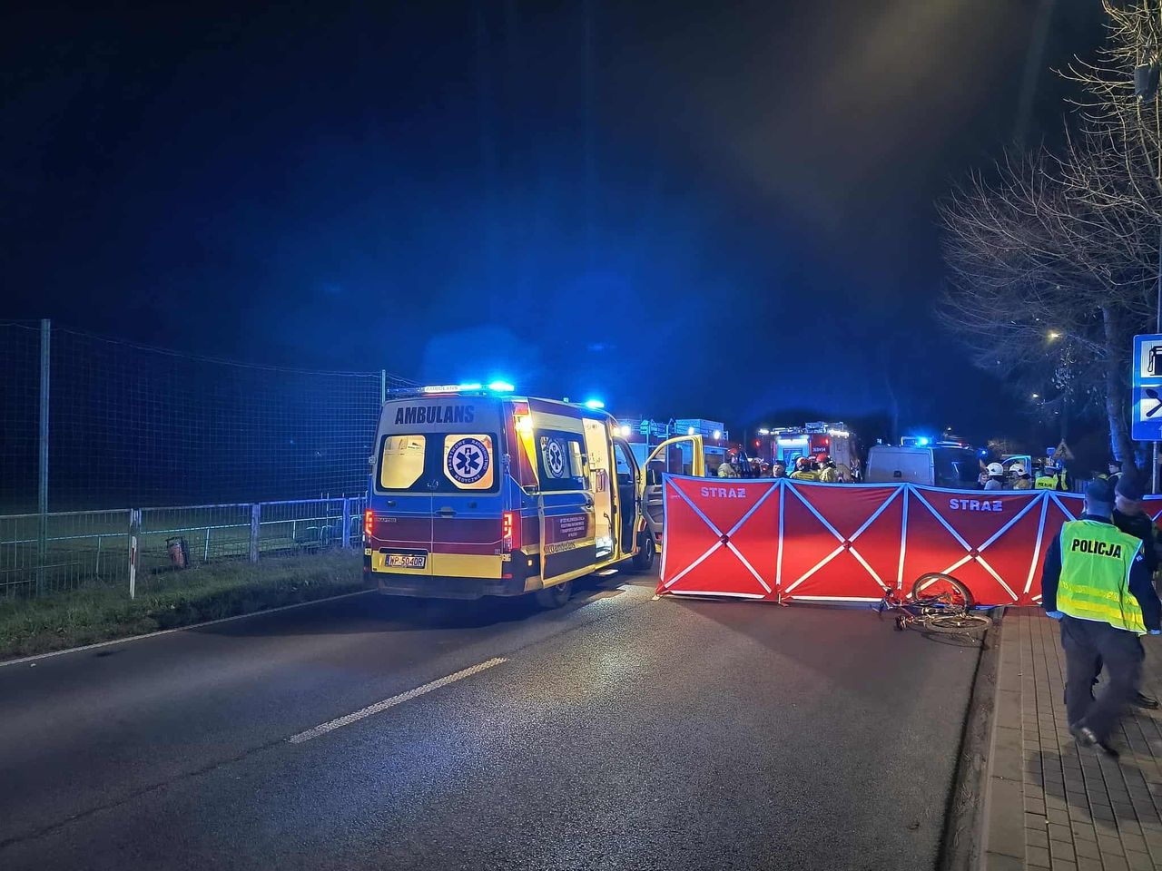 Tragiczne wypadki na drogach powiatu płockiego. Kierowcy sprawdźcie za darmo światła w pojazdach!