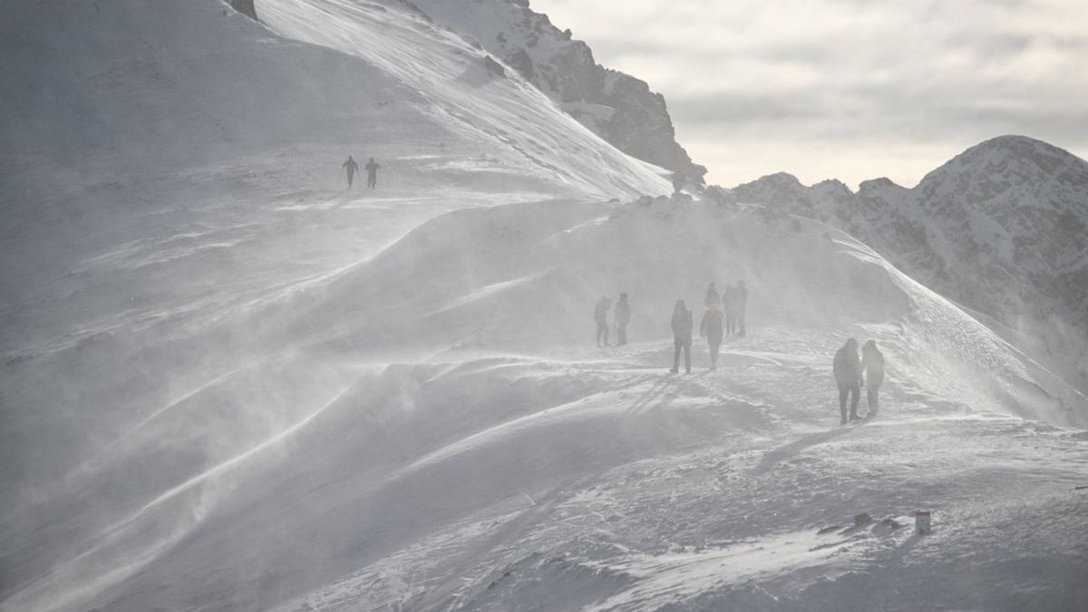 Trudne warunki na szlakach w Tatrach