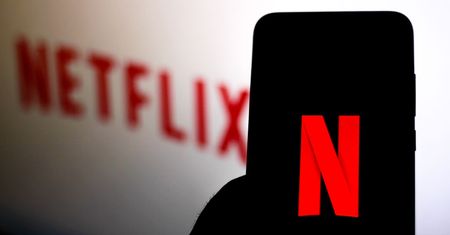 Masz Samsunga Galaxy? Otrzymasz nowe funkcje i materiały zza kulis na Netflix