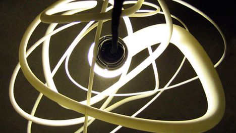 Lampa zainspirowana lotem 815 1