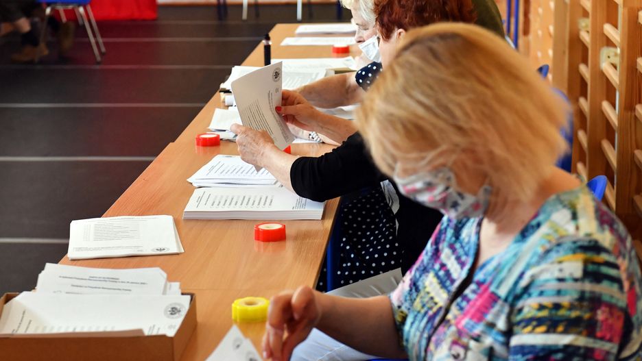 Lokale wyborcze Wrocław. Wybory 2020. Godziny otwarcia lokali wyborczych. Jak sprawdzić gdzie można zagłosować? 