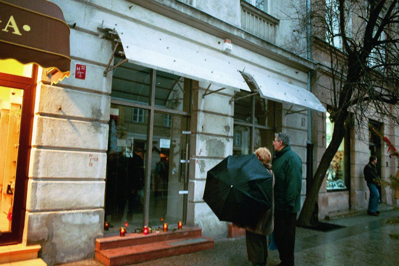 Butik Ultimo, Warszawa, ul. Nowy Świat, grudzień 1997. 