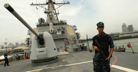 Chiny twierdzą, że "przepędziły" amerykański okręt. Jest odpowiedź USA