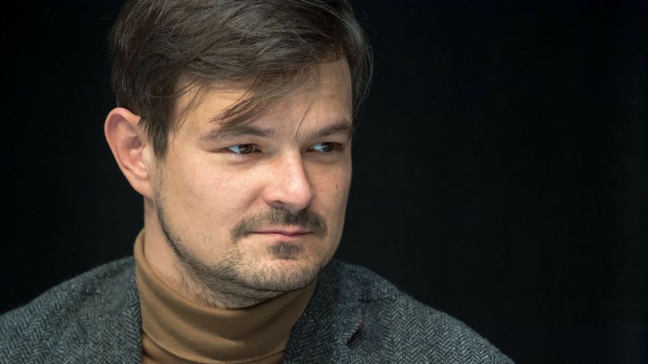 Dawid Ogrodnik opowiedział o swoim życiu w książce "Koniec gry"