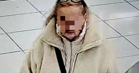 Obrzydliwy wybryk w galerii. Seniorka sama zgłosiła się na policję