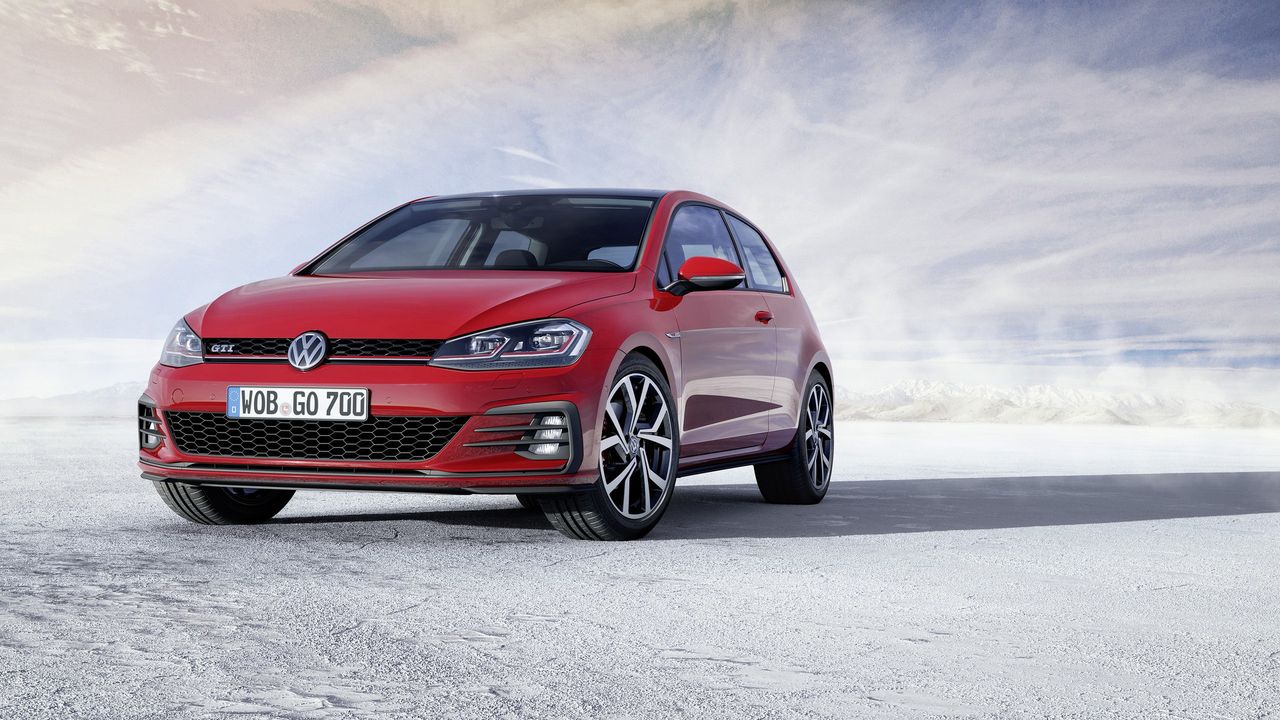 Volkswagen Golf VIII GTI będzie miał zelektryfikowany napęd