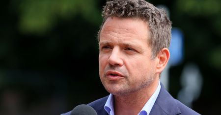 Rafał Trzaskowski reaguje na miażdżący sondaż