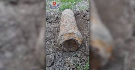 Gołąb: Silnik pocisku rakietowego znalazł na polu