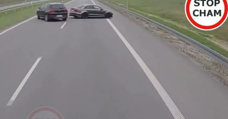 Kierowca audi z S14 pod Łodzią będzie miał problemy. Policja zabiera głos