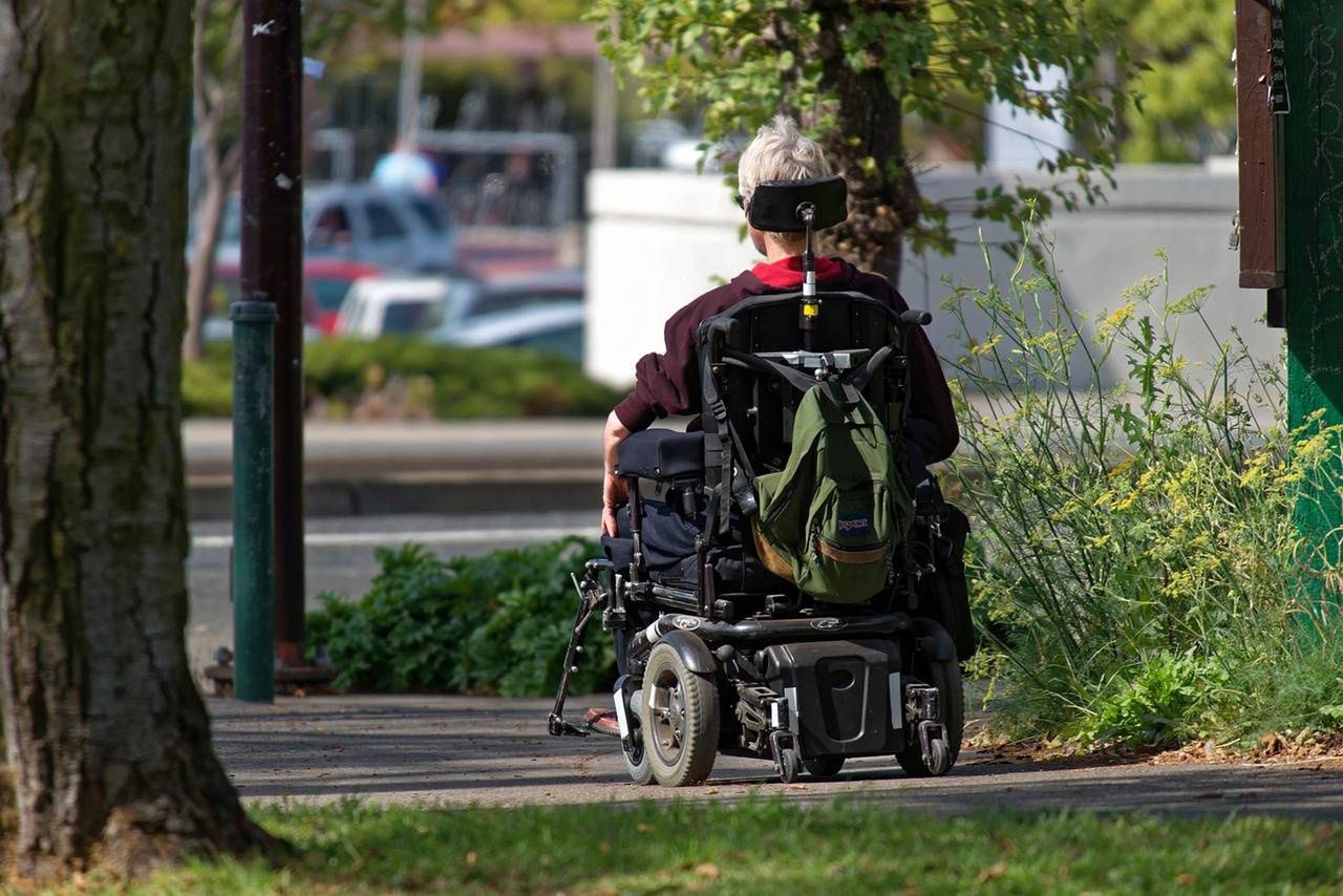 Marsz Godności Osób Niepełnosprawnych w Stalowej Woli - dla równości i akceptacji.