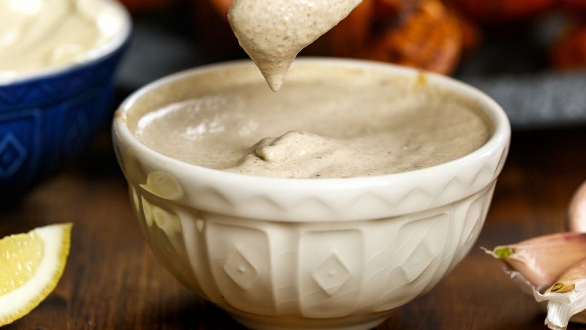 Prosty sos z chrzanem i czosnkiem