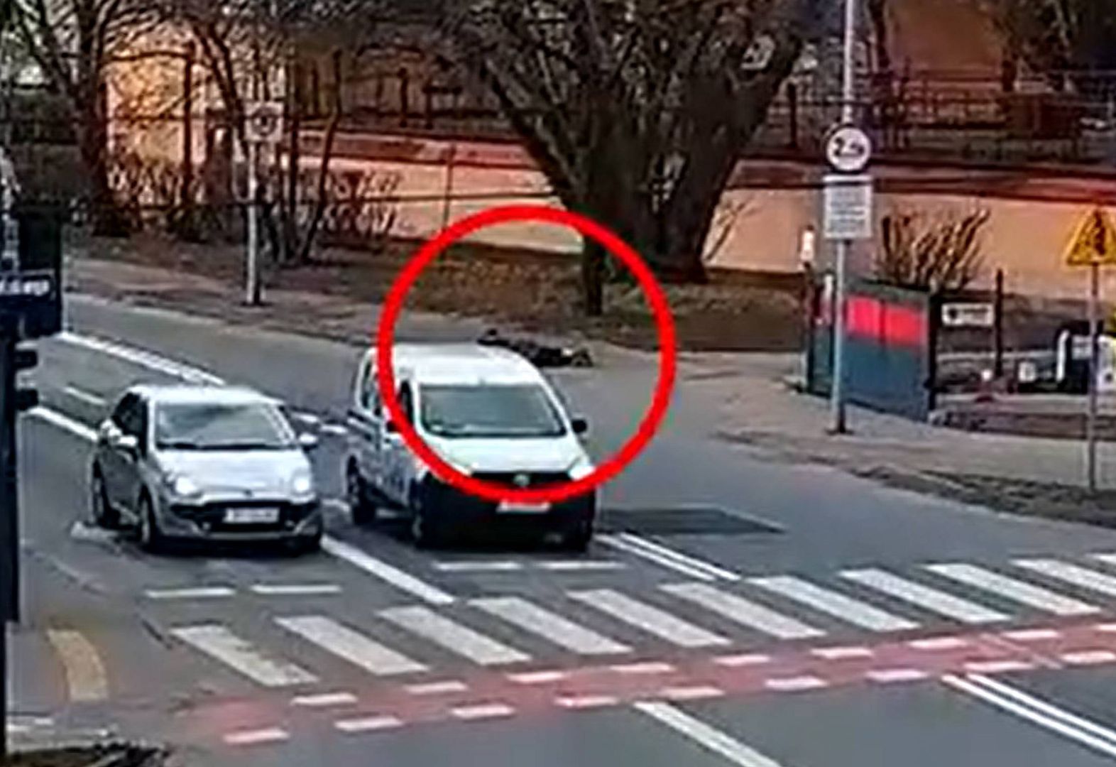 Policjanci pomogli 82-letniej kobiecie