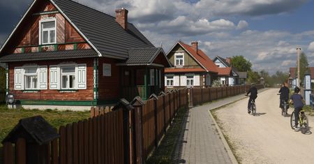 Agroturystyka zyskuje dzięki pandemii. Do września nie znajdziemy kwatery
