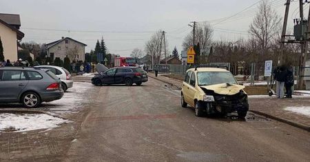 Koszmarny wypadek koło szkoły w Bartnikach. Nie żyje 14-latka
