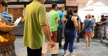 W urzędach może być tłoczno. Od 30 września zmiany dla 400 tys. kierowców