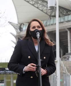 Kaznowska o obłożeniu łóżek covidowych: utrzymujemy się na bardzo wysokim stałym poziomie