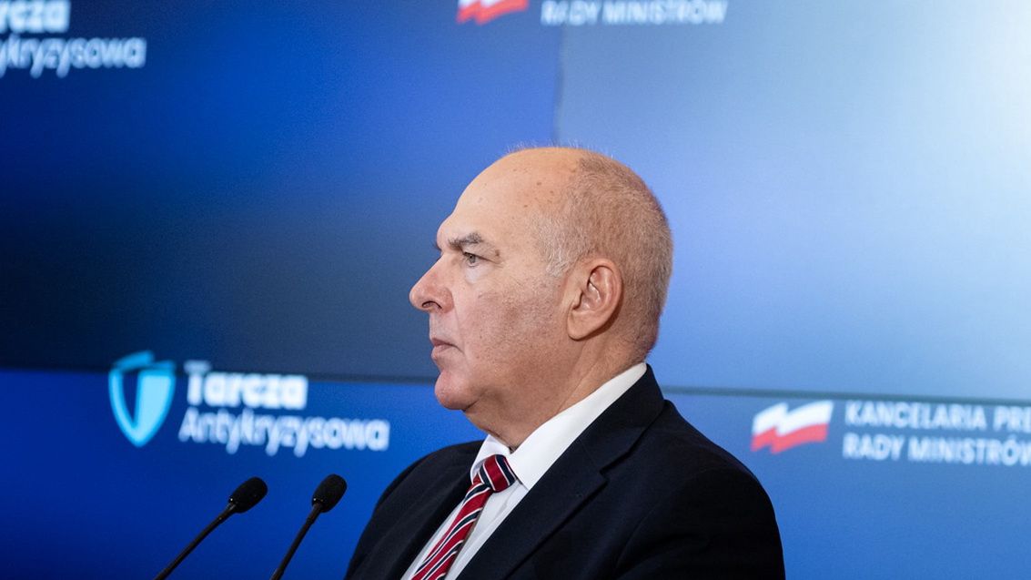 Minister finansów Tadeusz Kościński podpisał w środę umowę z Europejskim Bankiem Inwestycyjnym