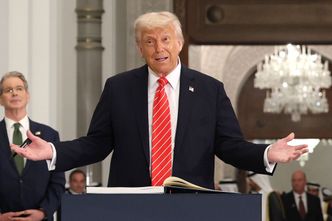 Rekordowa umowa zbrojeniowa Trumpa? Eksperci: to tylko reklama