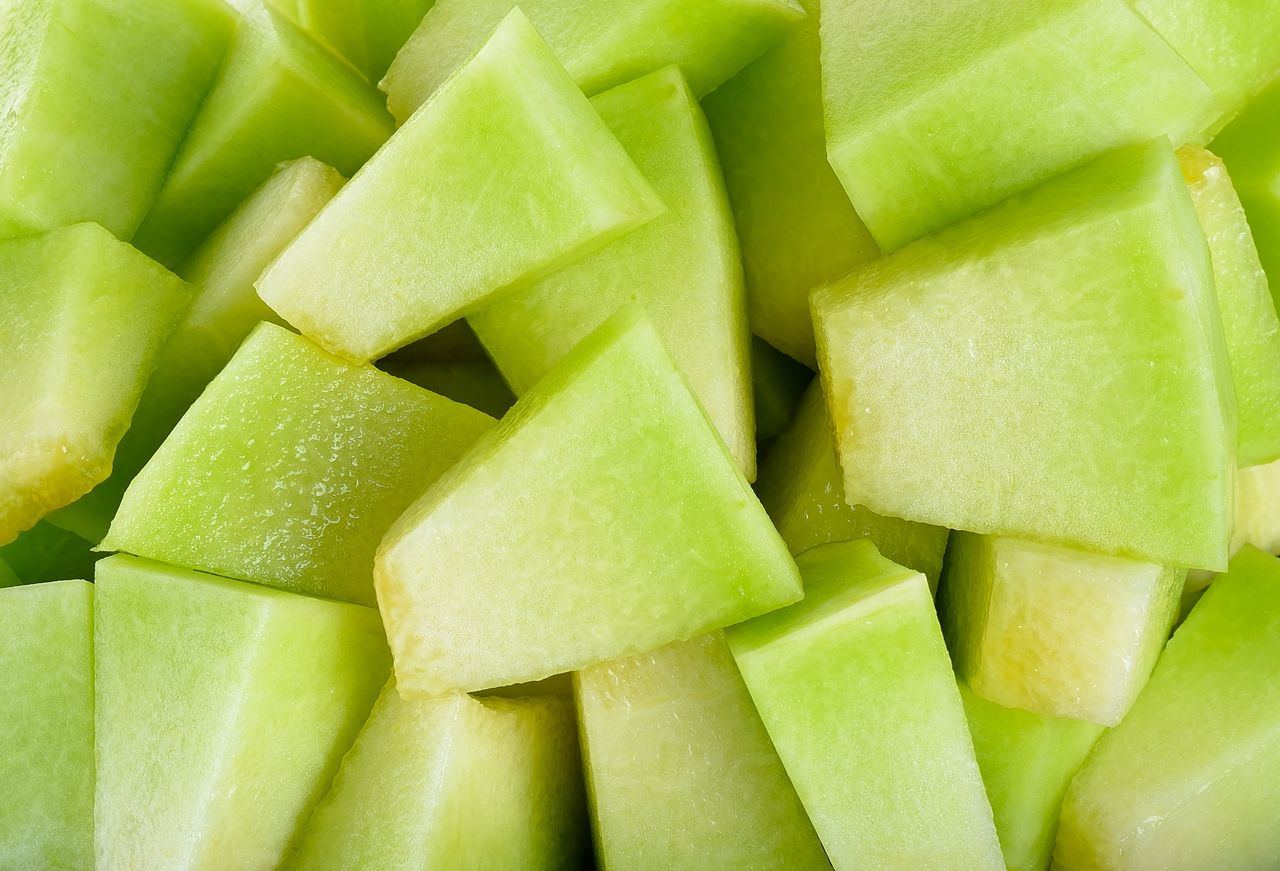 These fruits are available year-round in discount stores.