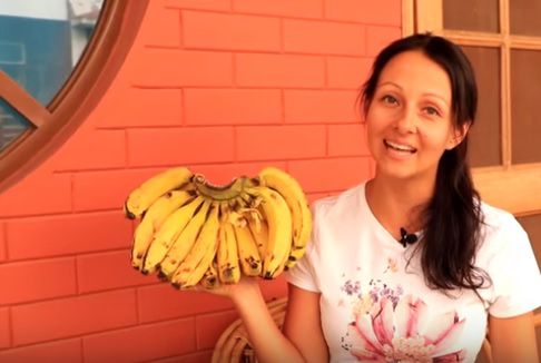 Dietetyczka przez 12 dni jadła same banany