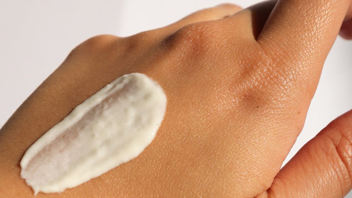 Filtry chemiczne to substancje pochodzenia organicznego, wykazujące zdolność do absorpcji promieniowania ultrafioletowego.