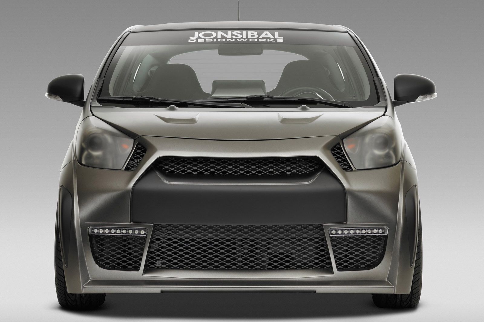 SCION iQ-RX
