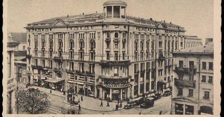 Warszawa zburzyła własny pałac. Na jego miejscu wyrósł Bristol