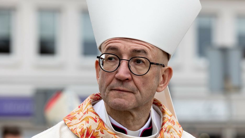 Metropolita katowicki abp. Adrian Galbas zachęca, by pozwolić w Kościele działać kobietom